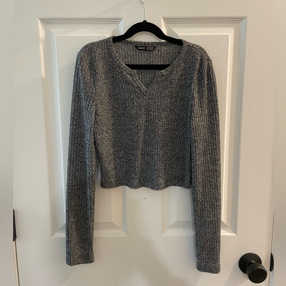 Ribbed Crop Top with Sleeves